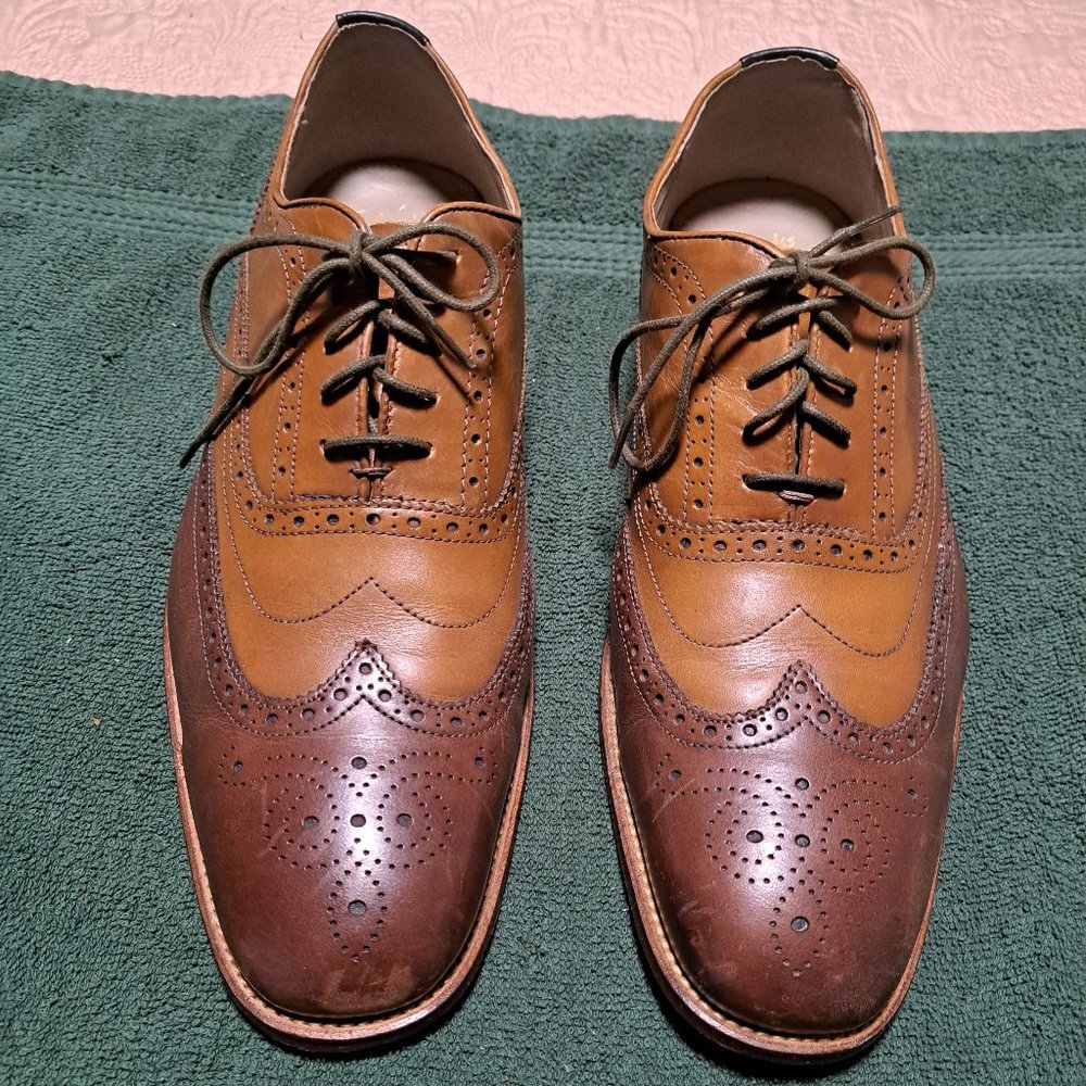Clarks Men Two Tone leather Dress Shoes